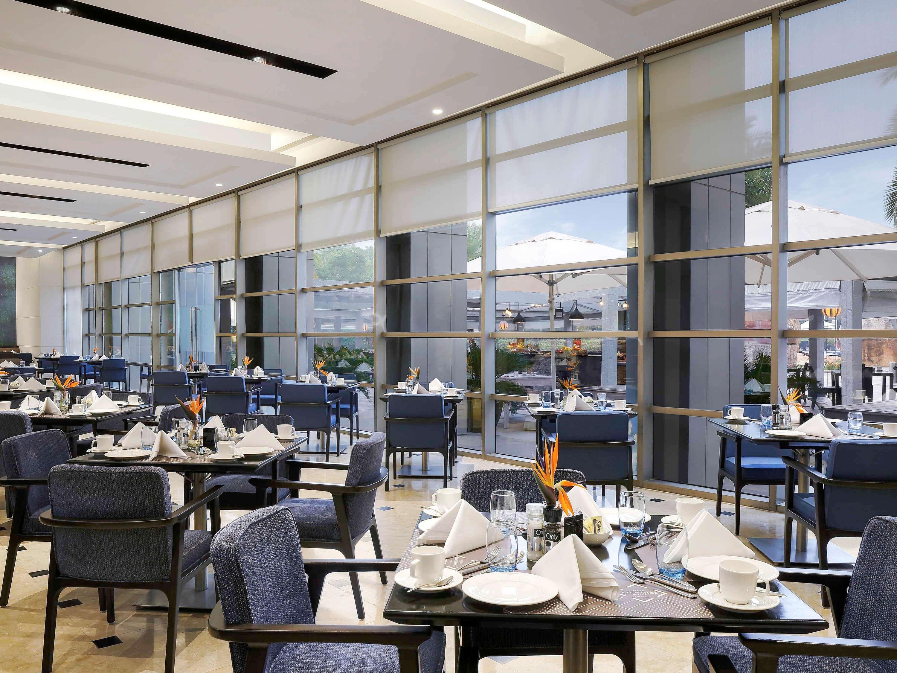 Novotel Hyderabad Convention Centre Kültér fotó