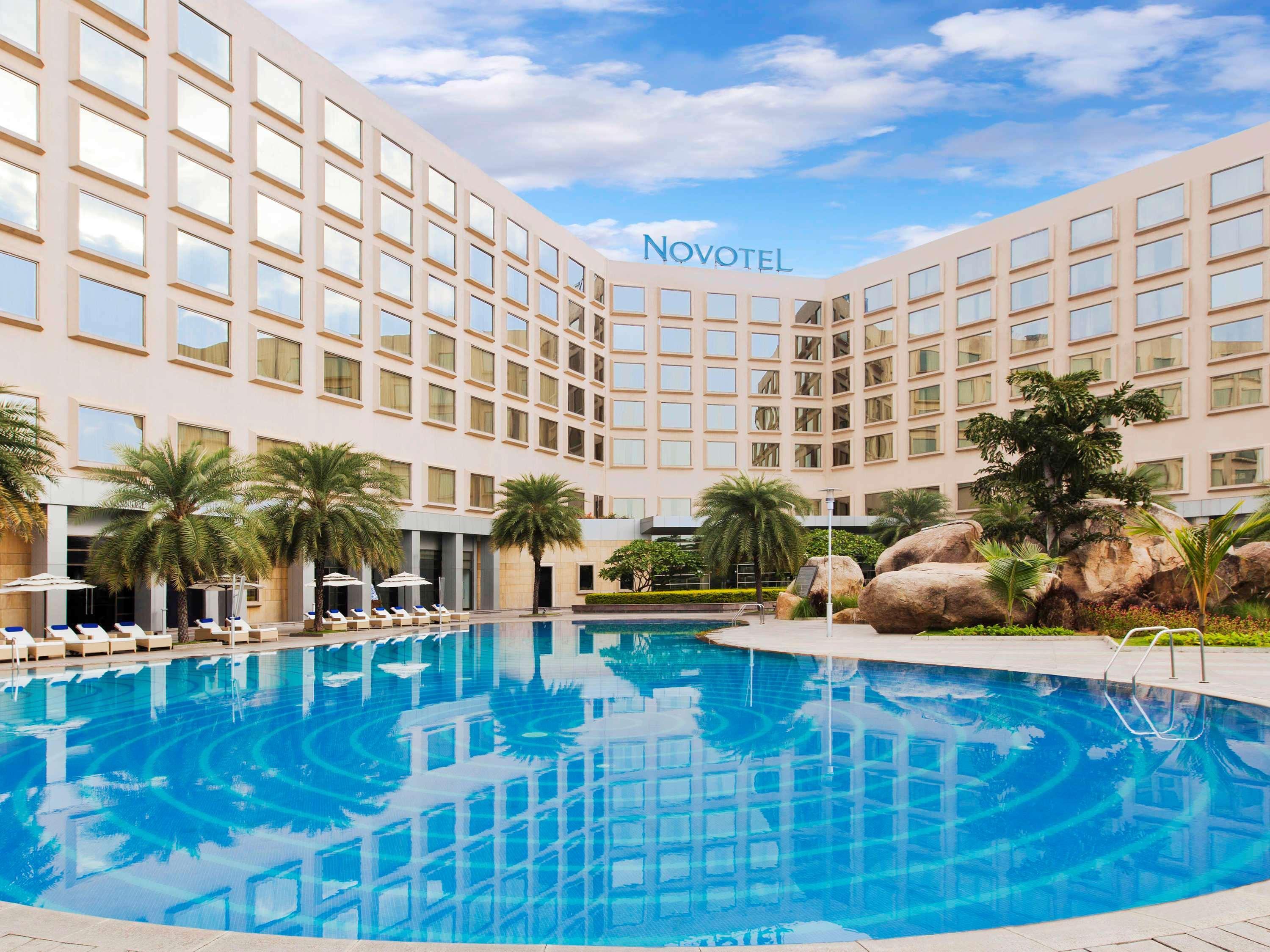 Novotel Hyderabad Convention Centre Kültér fotó