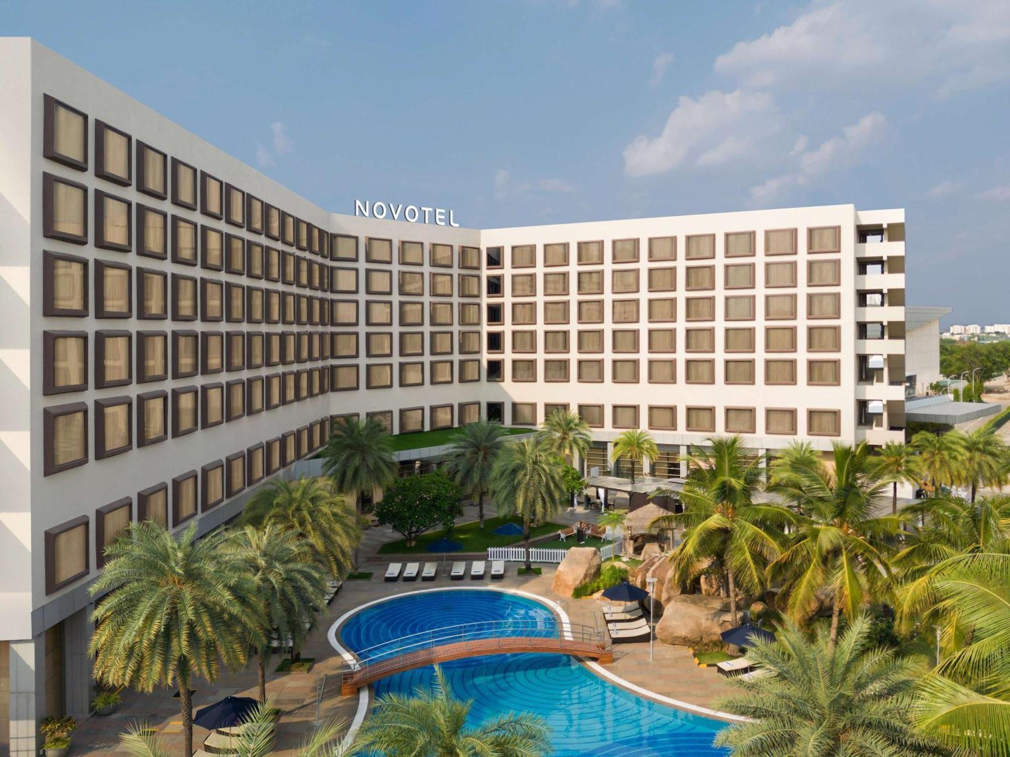 Novotel Hyderabad Convention Centre Kültér fotó